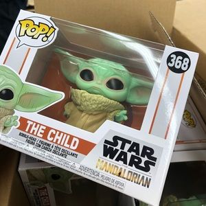 Baby Yoda pop figure